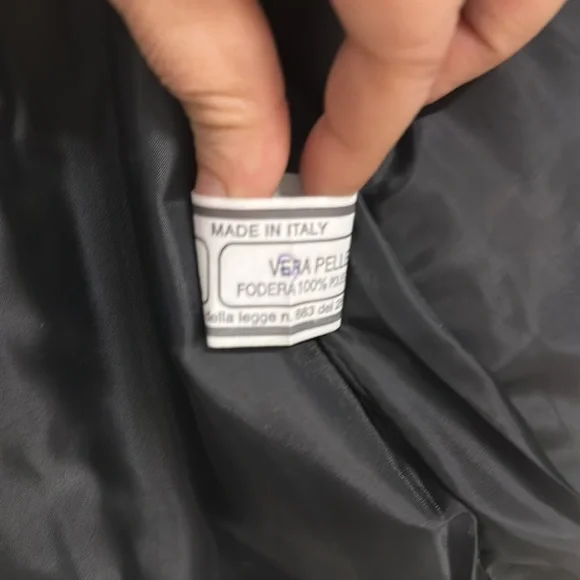 GQ Firenze-Italia Pure Leather short jacket! Classy, stylish, sassy!UK S/M! NWOT - Picture 5 of 16